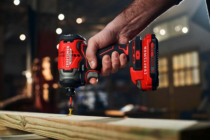 New Craftsman Brushless RP Compact Scie Alternative